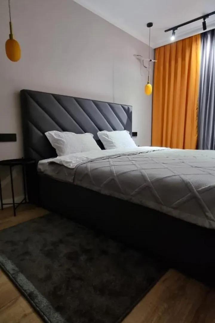 Modern And Cozy 2Room Apartment Almaty 0*,